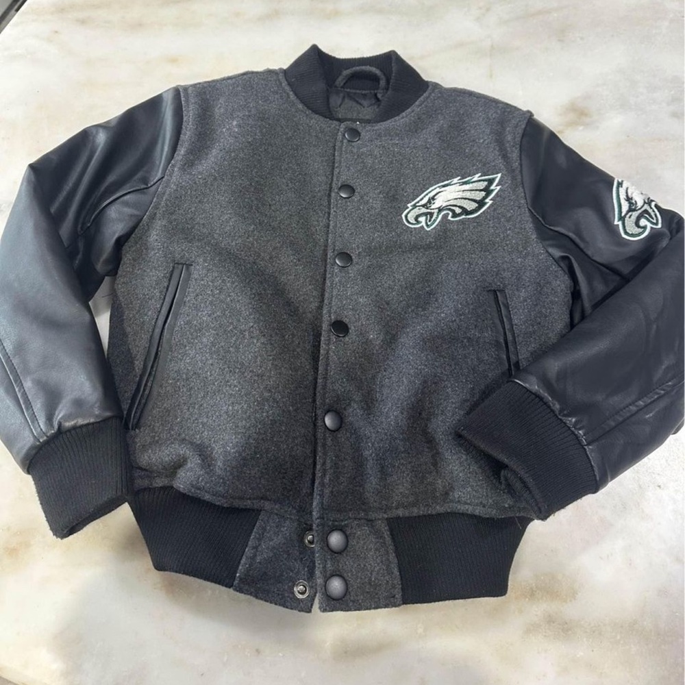 kids size small philadelphia eagles jacket